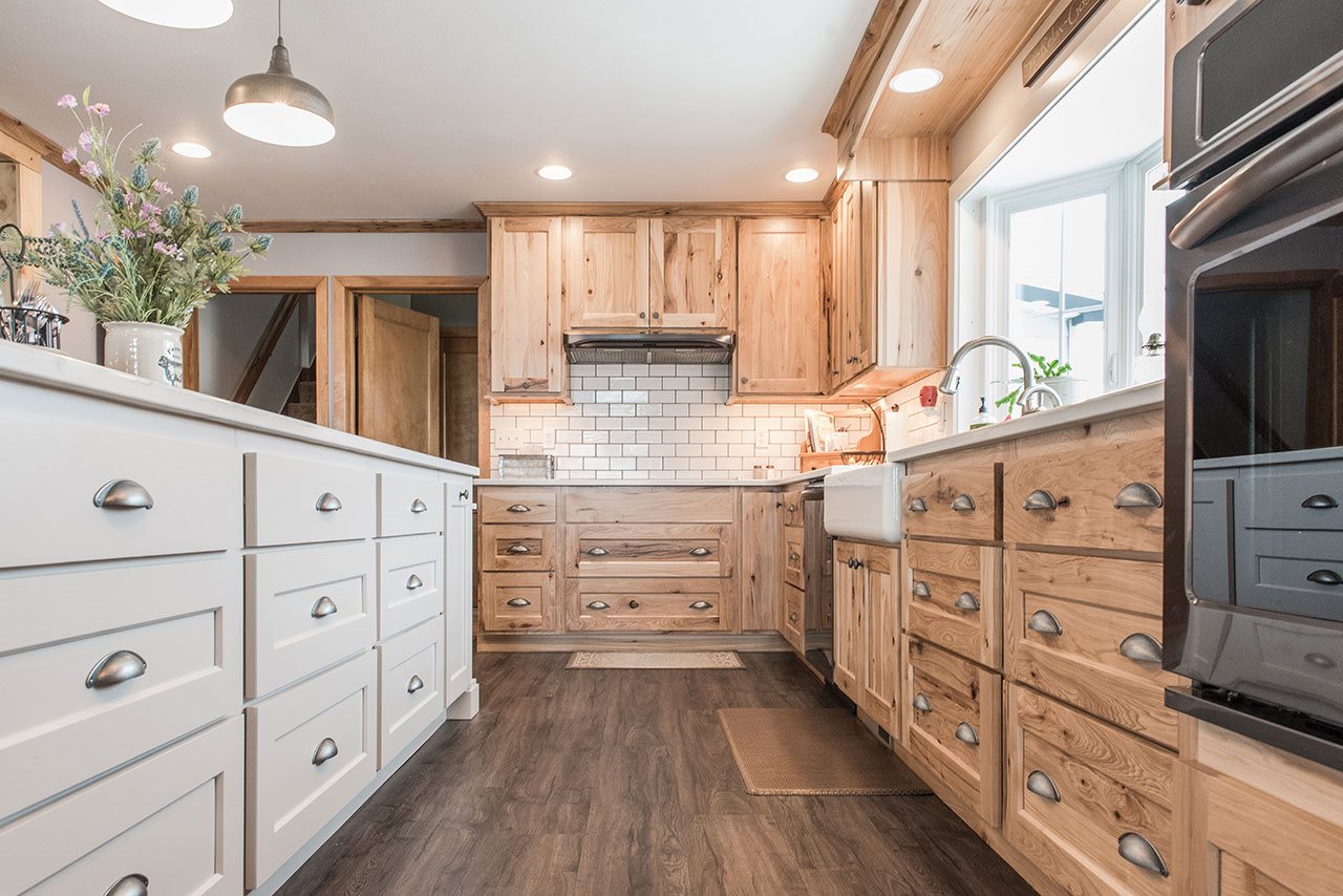 The Main Principles Of Wall Color With Our Hickory Cabinets - Log Home Living, Hickory ... 