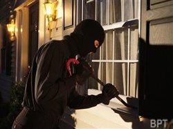 Home security tips to keep the holiday season merry and bright