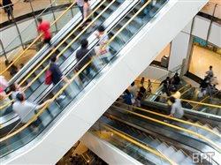 Your go-to guide for elevator and escalator safety during the holidays