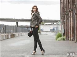 Easy and beautiful holiday looks for the everyday woman