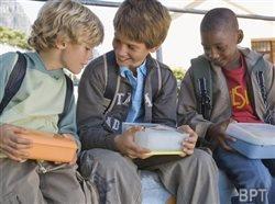 Nutritional tips for packing brain-boosting school lunches