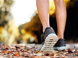 Avoiding footwear fumbles when exercising or playing sports