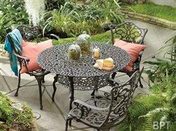Elegant outdoor entertaining on a dime