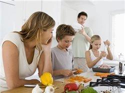 Three easy tips for cooking with kids