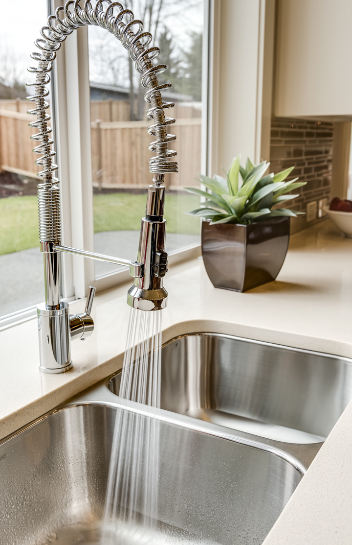 5 Tips On Choosing The Right Kitchen Faucet
