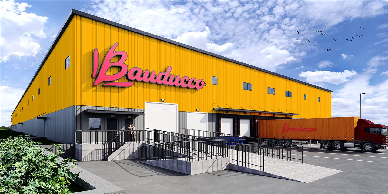 People enter the Bauducco warehouse.