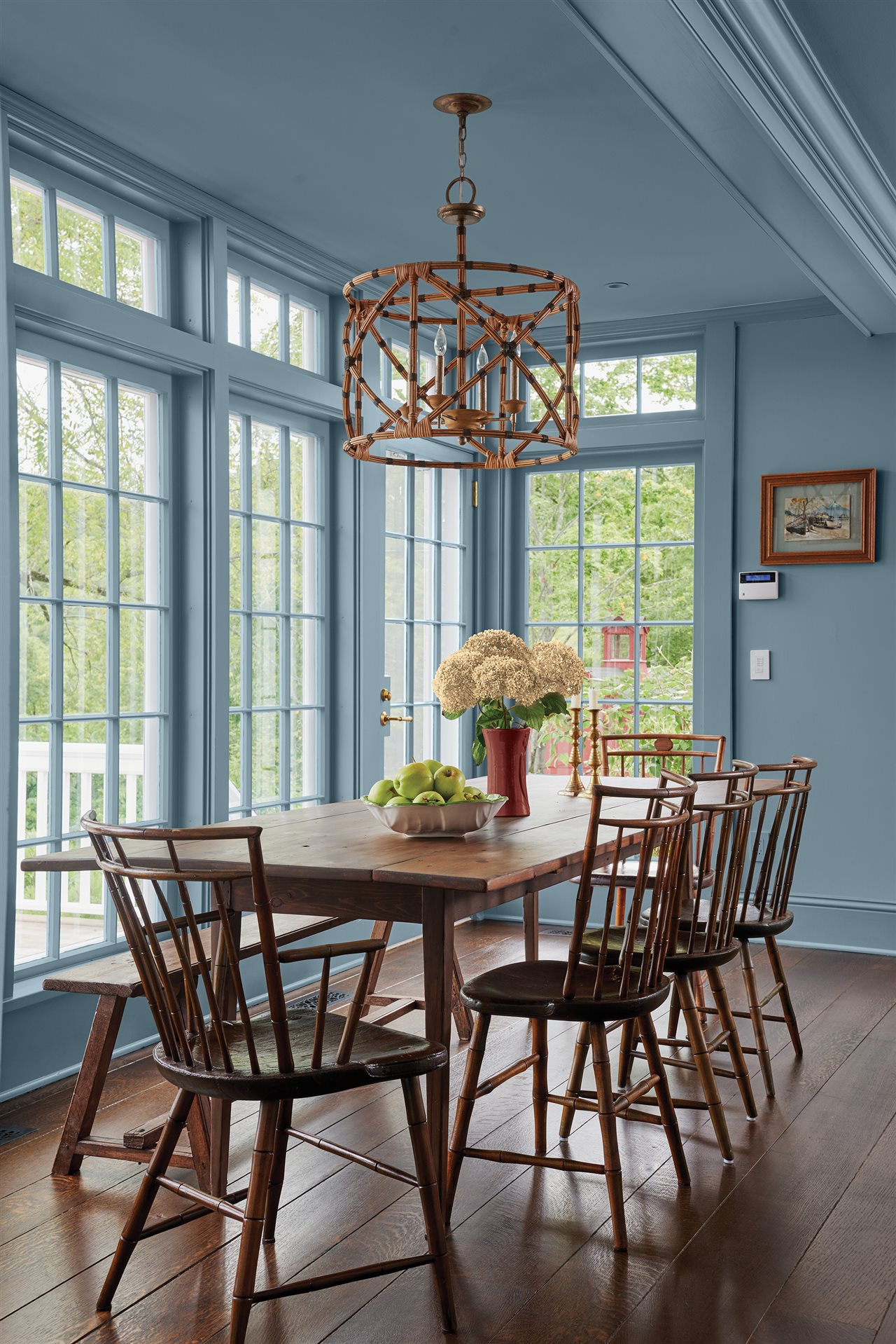 Traditional kitchen updated with Pittsburgh Paints & Stains<sup><sup><sup><sup><sup>®</sup></sup></sup></sup></sup> version of Artifact (MEN10-16), the 2027 Color of the Year.