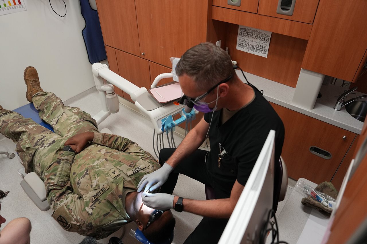 Soldier of the U.S. Army Reserve practicing dentistry