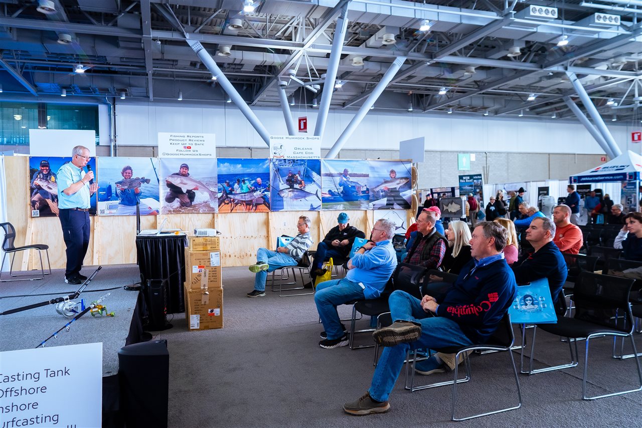 Boaters at free National Marine Manufacturers Association seminar - ideal for those looking to try boating before buying.